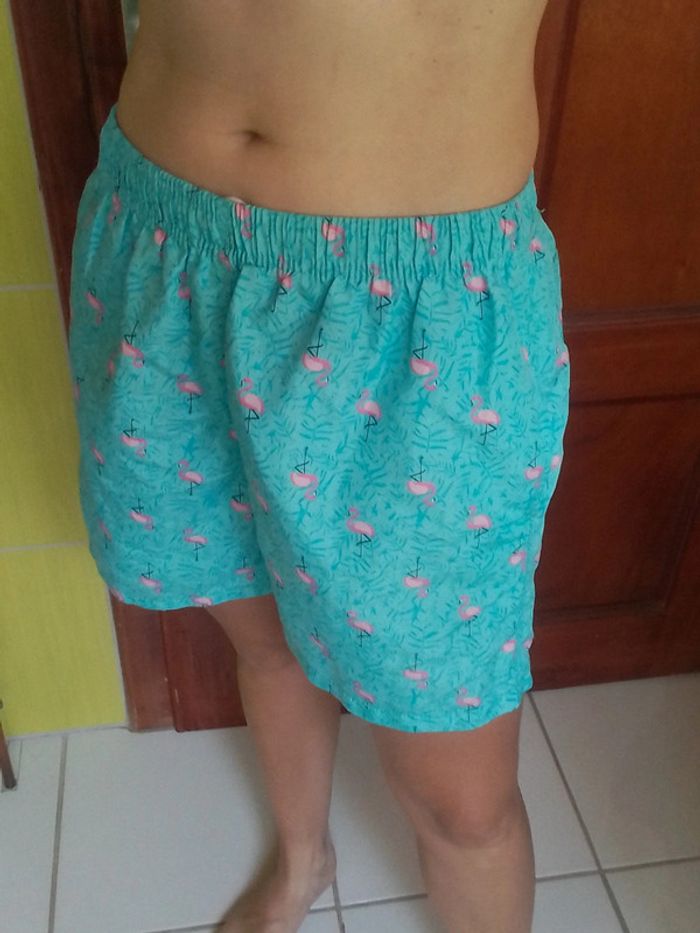 Short de plage femme Bleu ciel Motif flamands roses - photo numéro 2