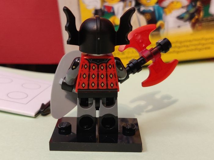 Minifig Lego chevalier vampire et accessoires - Parfait État - avec boîte - Lego Original - photo numéro 6