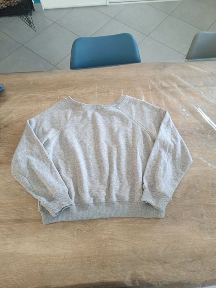 Pull court taille S/M ado fille