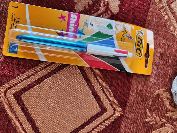 Stylo 4 couleurs Shine - photo numéro 2