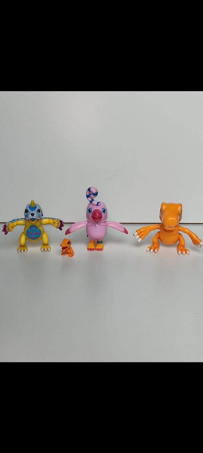 Lot figurines vintage digimon 10,5cm pour la plus grande