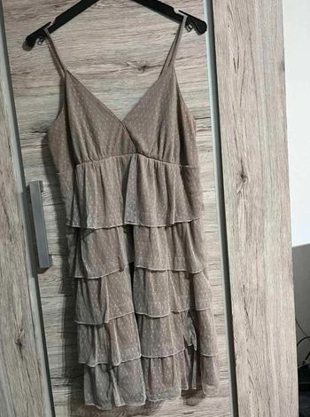 Robe volantée  femme  XL  42  dentelle