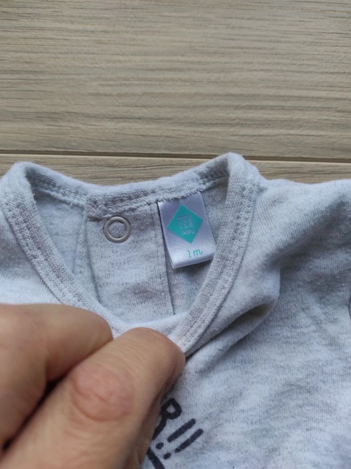 Pyjama 1 mois - photo numéro 2