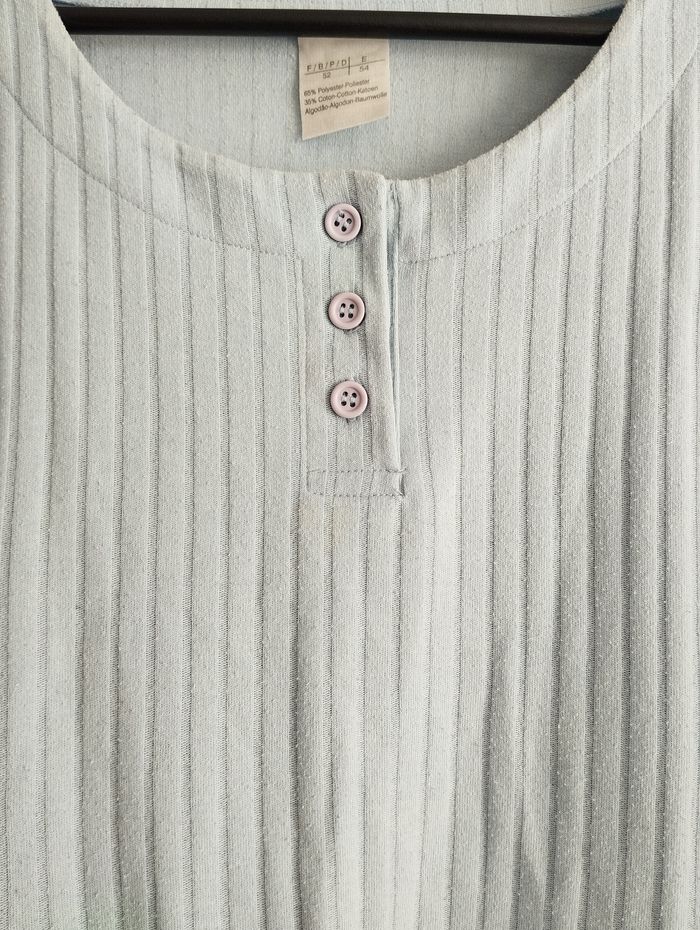 * T-shirt manches ajourées bleu ciel T52 - photo numéro 4