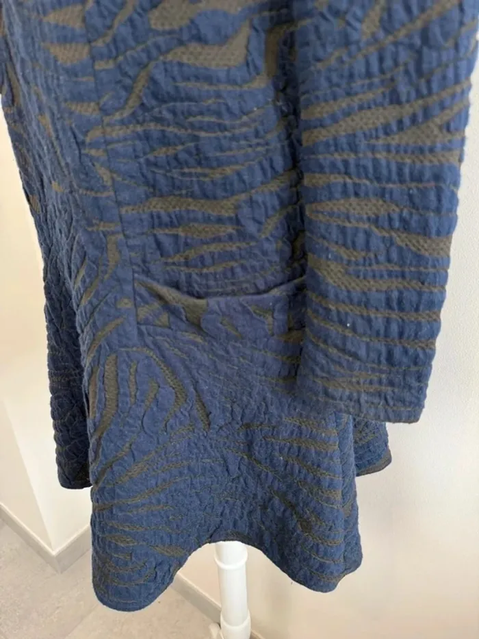 Robe Bash taille 1 soit S bleue et noire parfait état - photo numéro 4