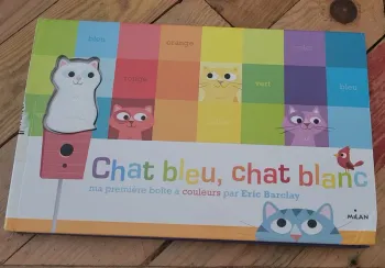 Chat bleu, chat blanc