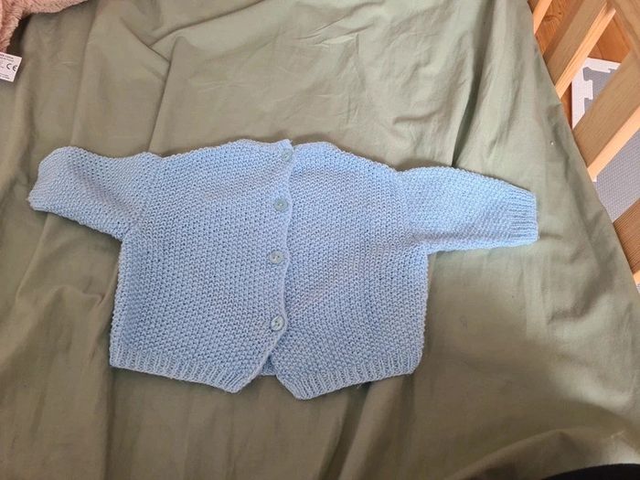 Gilet tricoté à la main