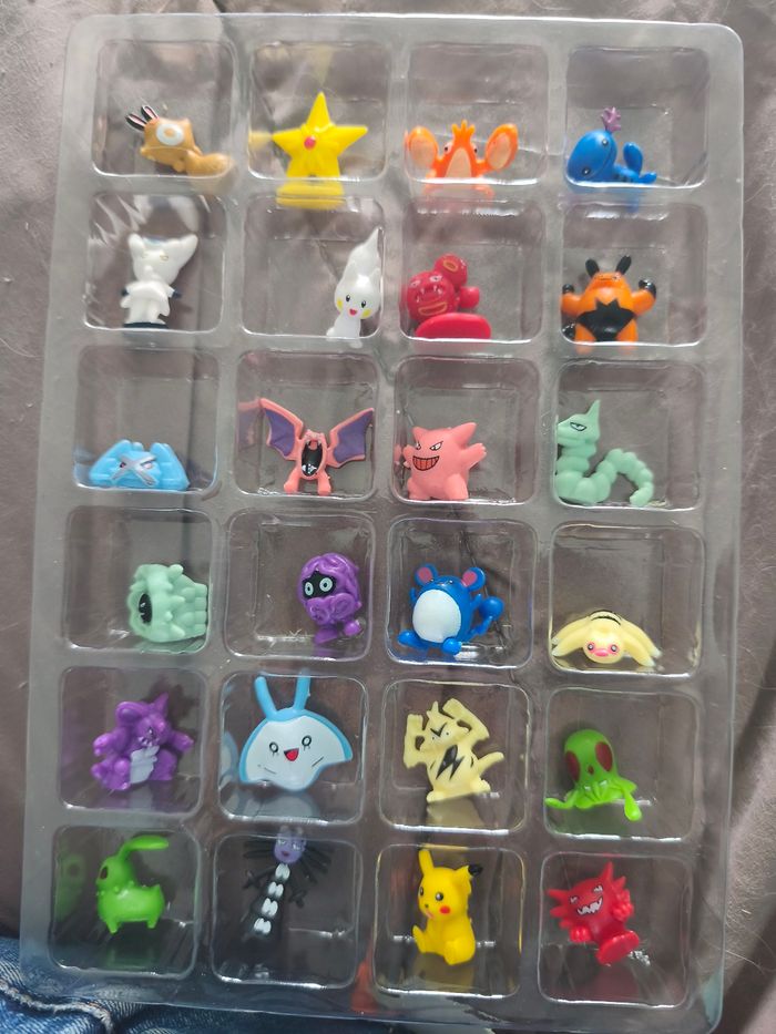 Mini figurines pokémon