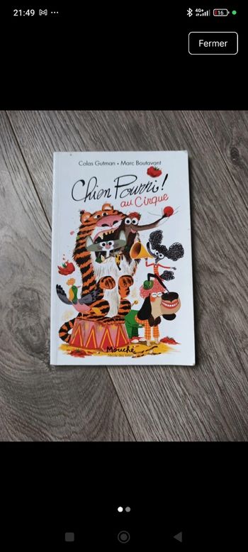 Livre chien pourri au cirque