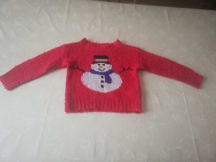 Pull Noël rouge manches longues bonhomme de neige 5 ans