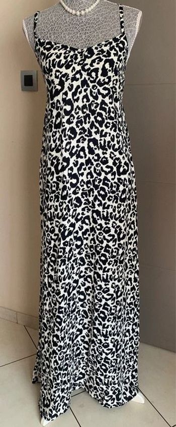 Robe longue H&M Divided taille 38 BU