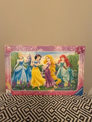 Ravensburger - Puzzle cadre La promenade des princesses