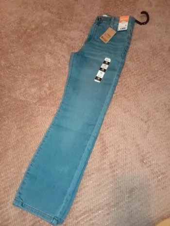 Jeans 10 ans neuf