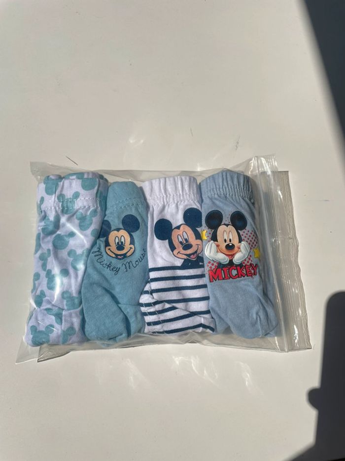 Lot de 4 slips Disney Mickey mouse