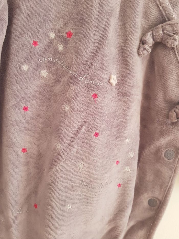 Pyjama en velours taille 6mois - photo numéro 2
