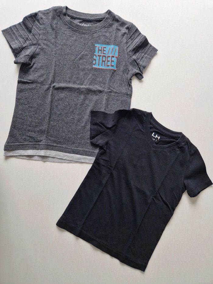 Lot de 2 tee-shirts manches courtes 5 ans