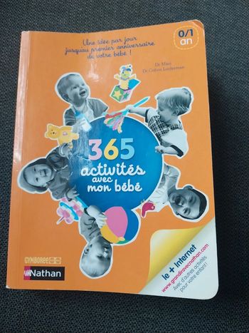 Livre 365 activités avec mon bébé