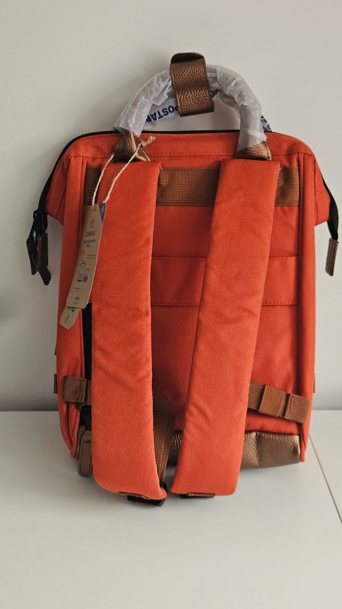 Sac à dos Adventurer taille small neuf non utilisé - photo numéro 3