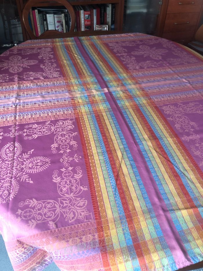 Nappe rose et multicolore carrée - photo numéro 2