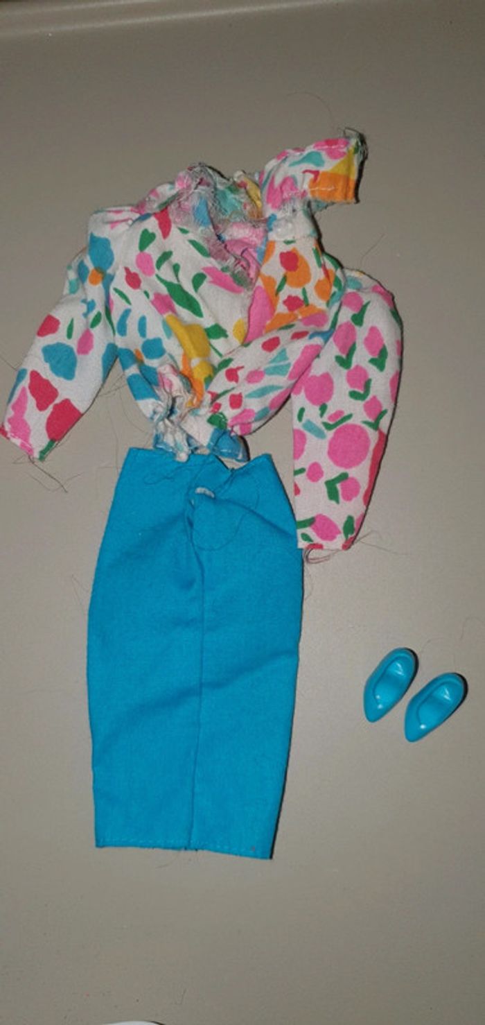Vêtements Barbie vintage - photo numéro 2