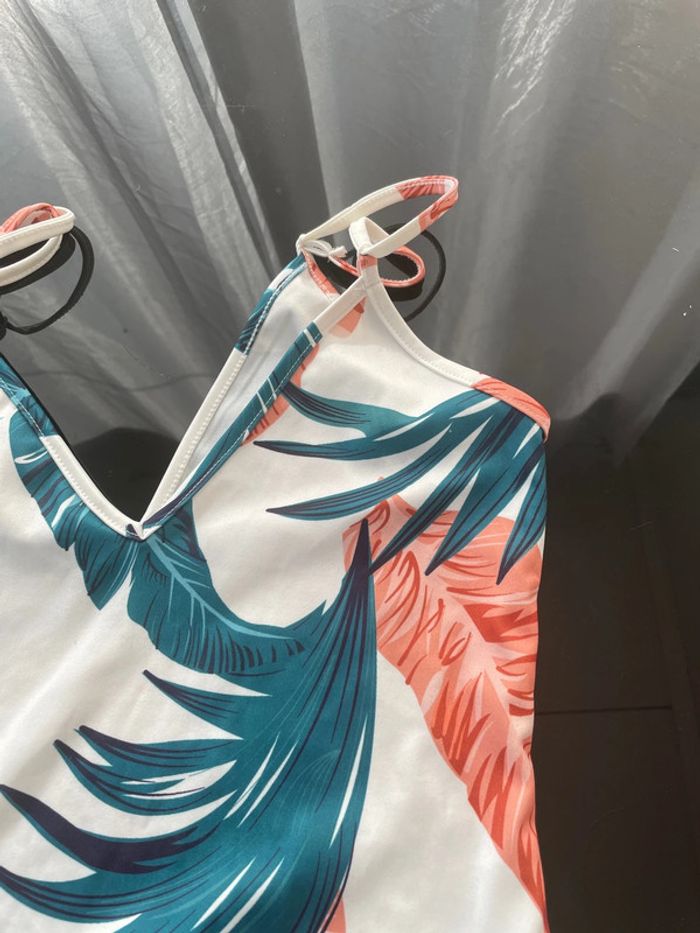 Joli maillot de bain en taille M - photo numéro 7
