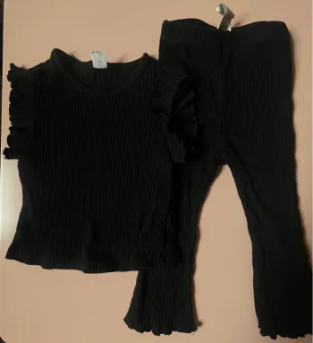Ensemble noir