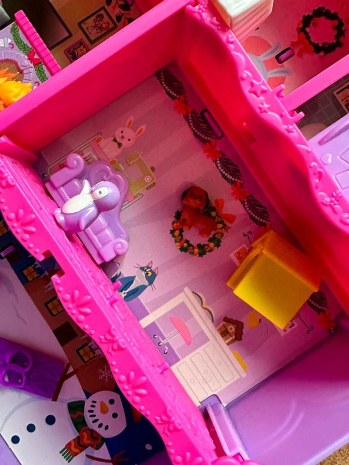 Maison Polly Pocket avec 2 figurines et accessoires en parfait état - photo numéro 16
