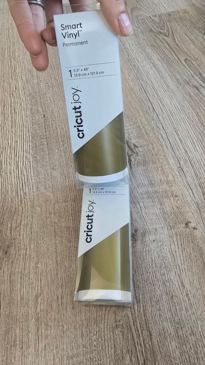 Vinyl cricut doré