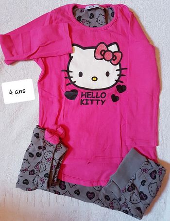 Pyjama hello kitty 4 ans