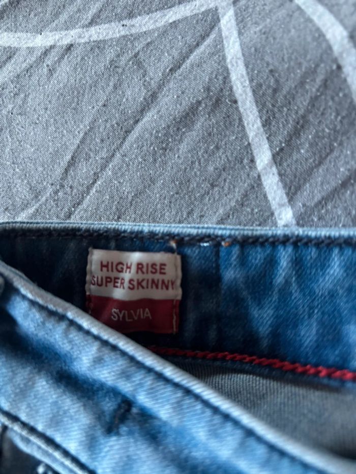 Jean Tommy Jean en parfaite état skinny taille 36 - photo numéro 5
