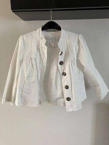 Veste blanche Kiabi taille 5 ans