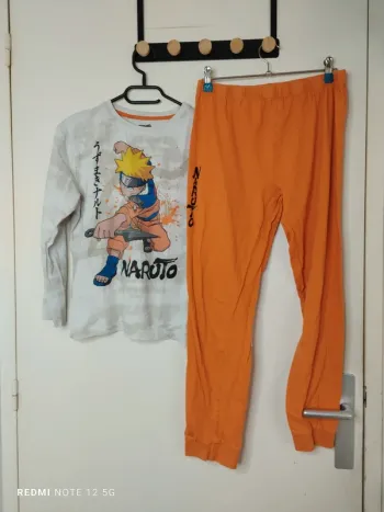 Pyjama Naruto taille 13/14 ans