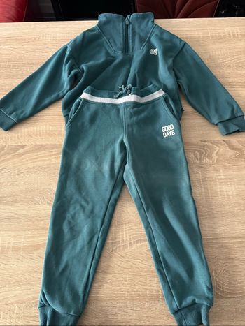 Ensemble de jogging