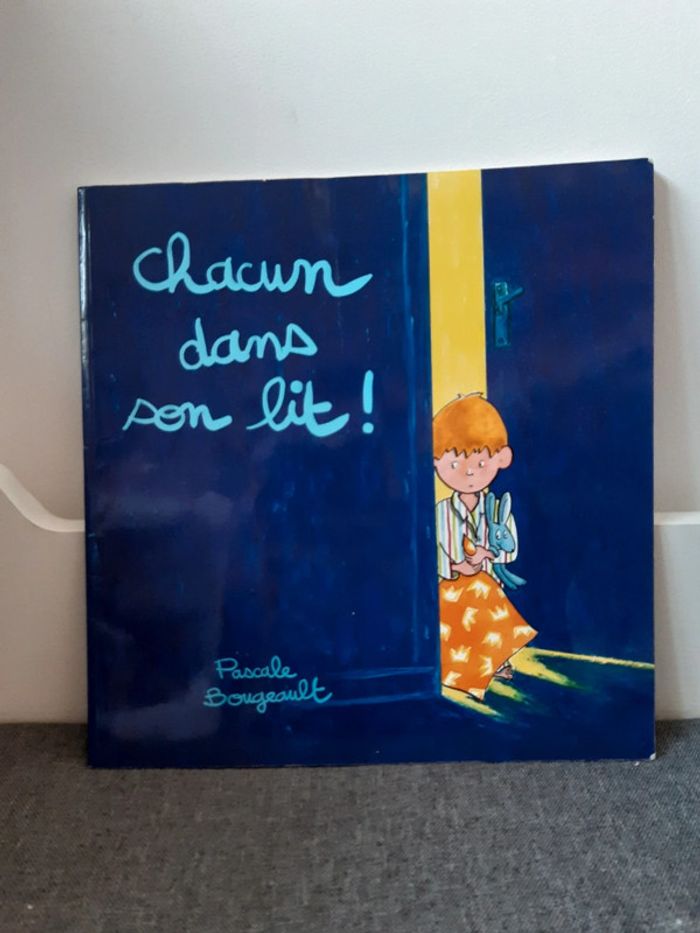 Livre / Album pour enfant : Chacun dans son lit ! École des loisirs