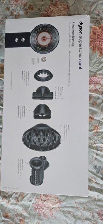 Dyson nural utilisé 1 semaine pratiquement neuf 