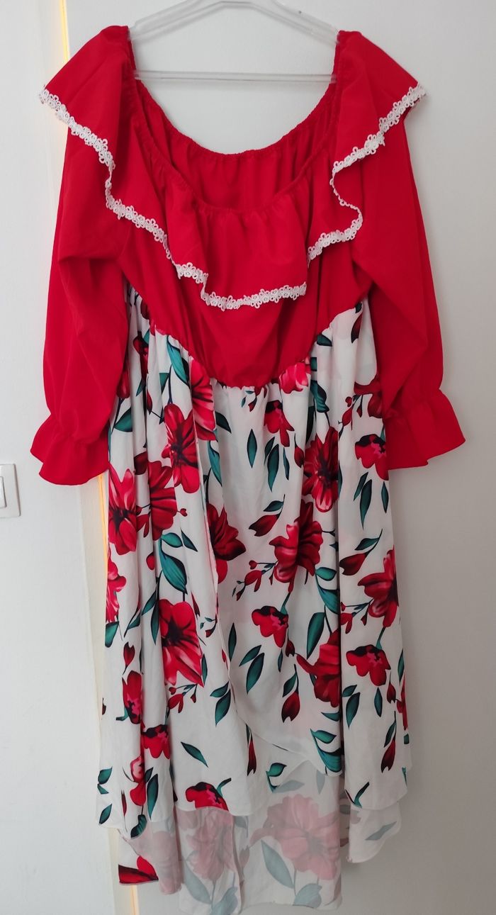 Superbe longue robe femme