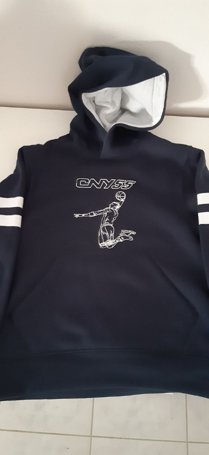 Sweat à capuche basket-ball 5-6 ans