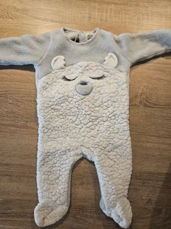 Pyjama polaire taille 3 mois 🌸
