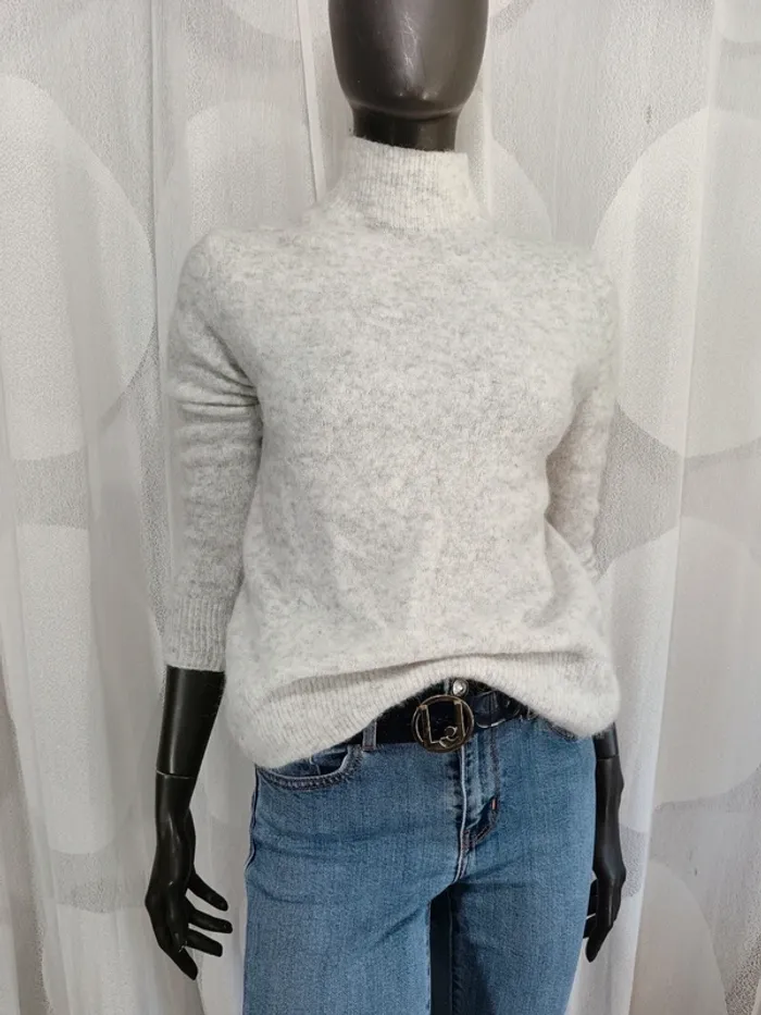 & Other stories "Pull col haut ultra doux" taille