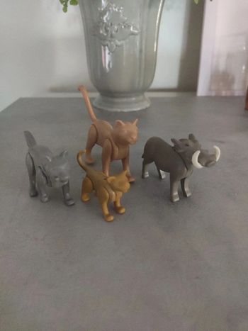Playmobil Puma, phacochère et loup