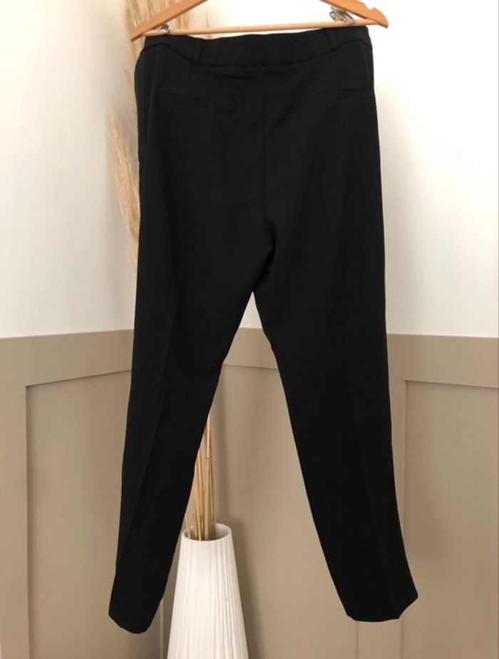 Pantalon noir élégant style tailleur - bande le long des jambes - Camaïeu - 42 - photo numéro 4