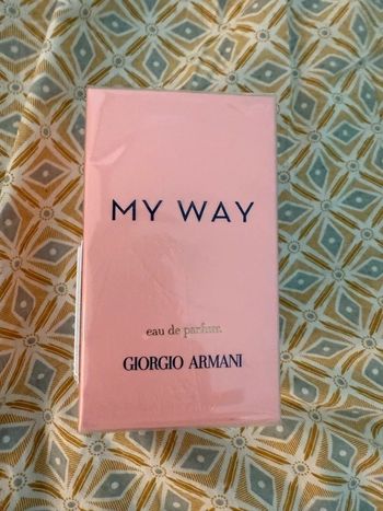 uf avec étiquette ṇ   My Way