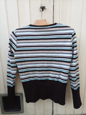 Pull manches longues décolleté noire