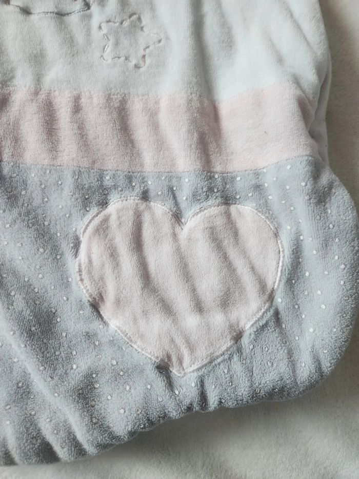 Jolie gigoteuse/ turbulette 0-6 mois velours blanche, grise et rose motif hiboux - photo numéro 3