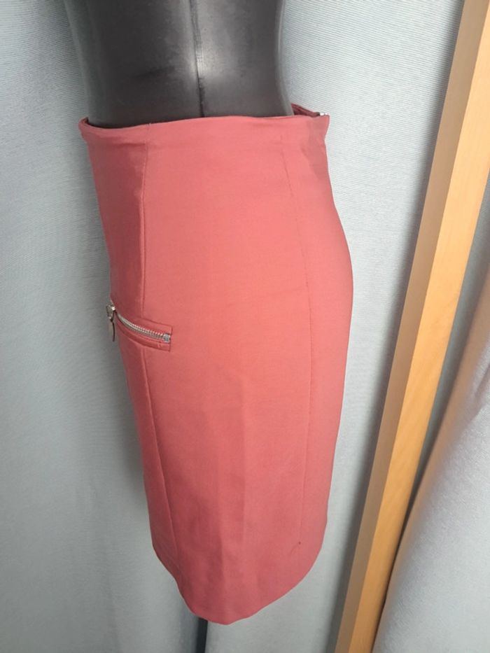 Cop copine jupe courte T.36 en tbe mod. Ground - photo numéro 5