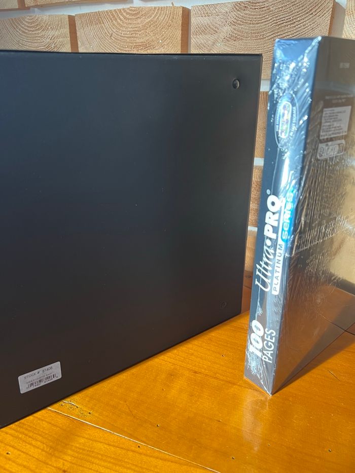 Lot classeur noir + 100 pages Ultra Pro Platinum - photo numéro 4