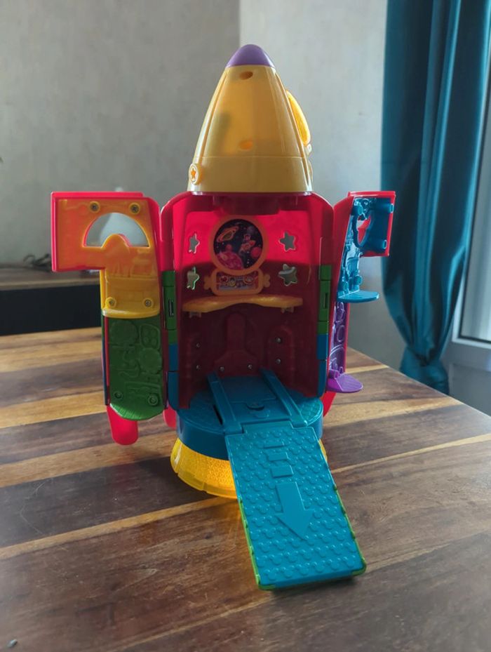 Fusée la maison de Mickey