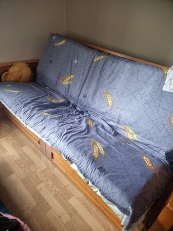 Canapé convertible 3 places en bois massif