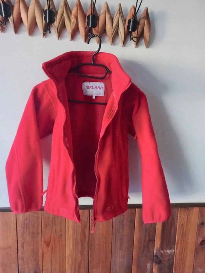 Veste polaire rouge 10ans
