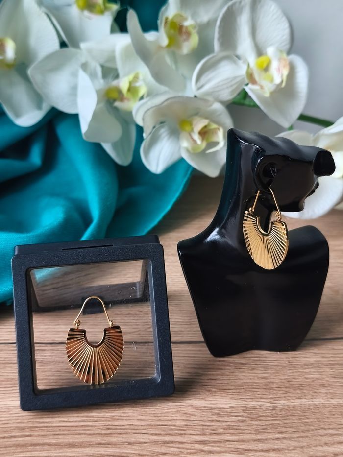 Boucles d'oreilles bohème/earrings dorées/ gold acier inoxydable - photo numéro 1